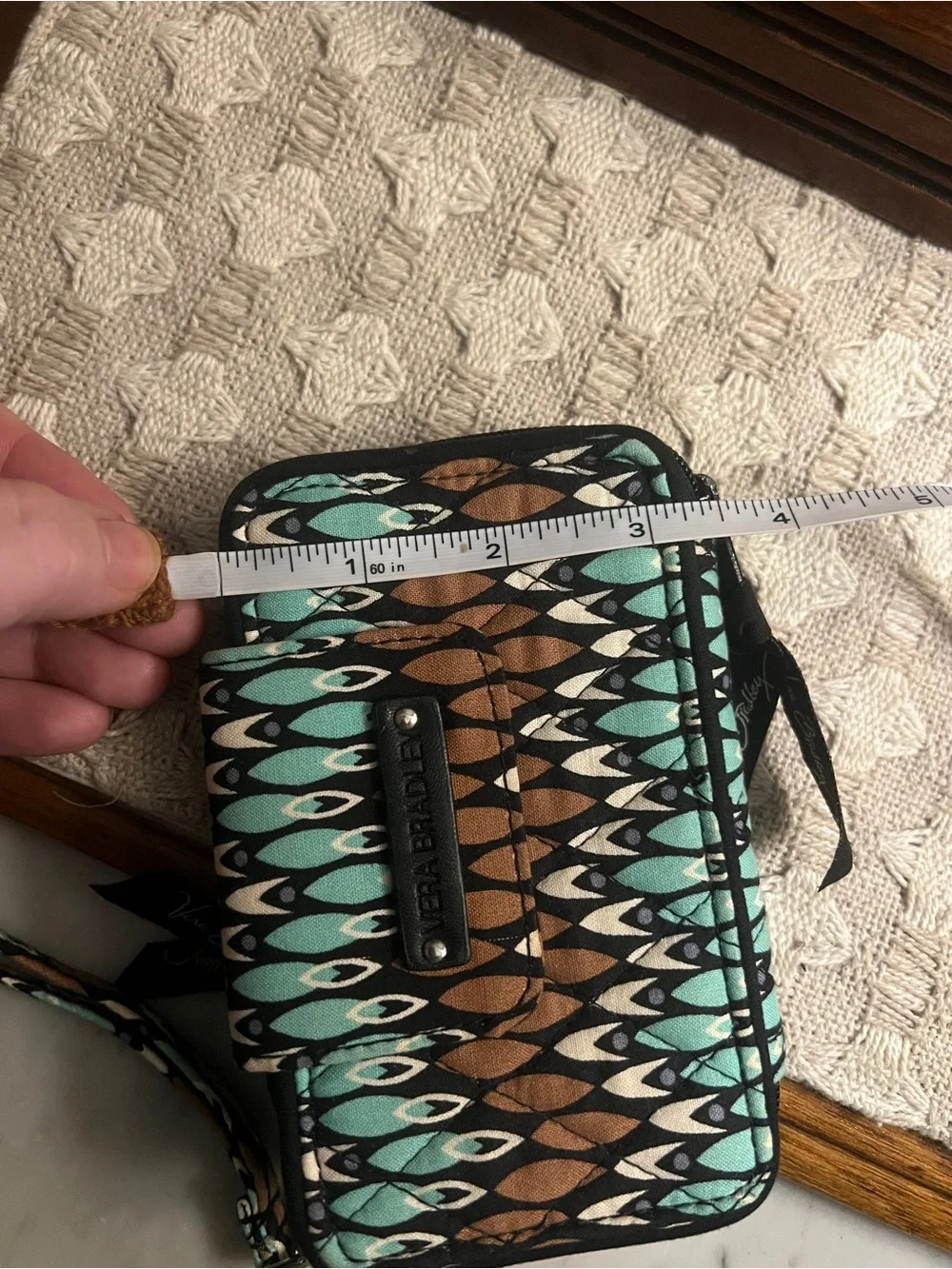 VERA BRADLEY Quilted Smartphone Wristlet 2.0 Retired Sierra Stream Pattern *EUC*